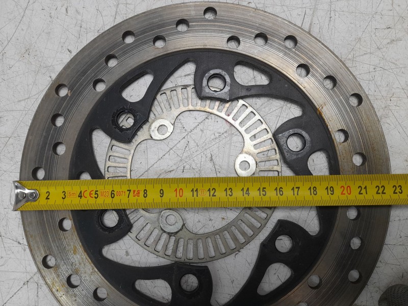 Recambio de disco de freno trasero para ktm 125 duke 125 duke referencia OEM IAM 9011006000  