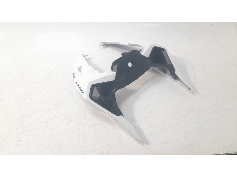 Recambio de moldura para honda cb 750 hornet referencia OEM IAM 77261MKPJ000  