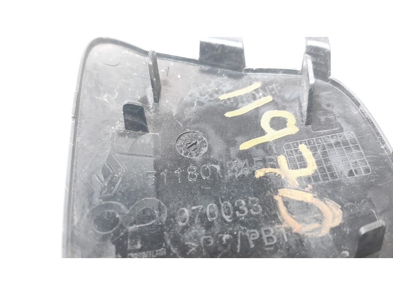 Recambio de molduras delanteras para renault captur ii techno referencia OEM IAM 511801345R  