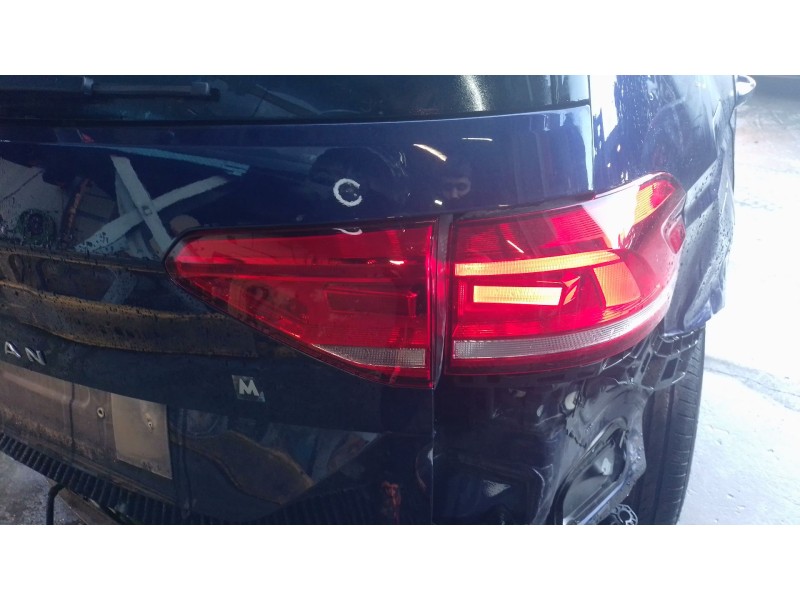 Recambio de piloto trasero derecho interior para volkswagen touran (5t1) 2.0 tdi referencia OEM IAM   