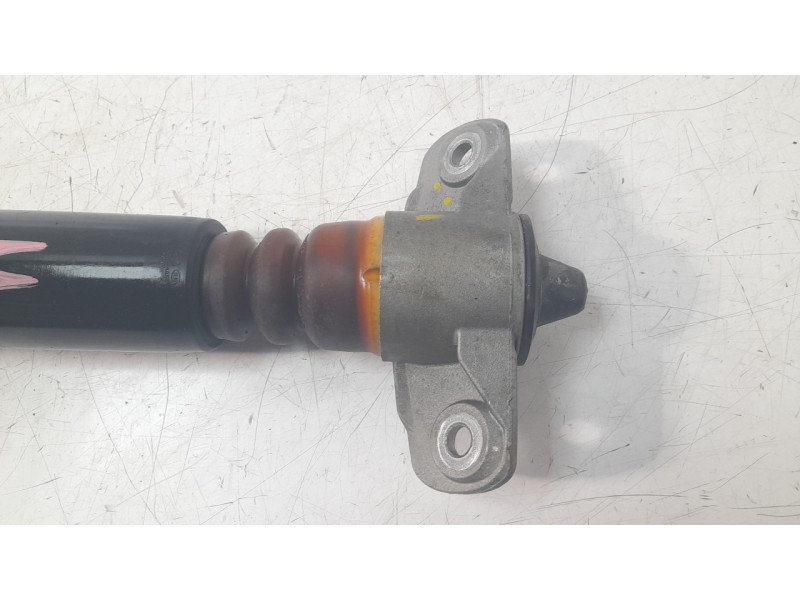 Recambio de amortiguador trasero izquierdo para kia xceed (cd) 1.0 t-gdi referencia OEM IAM 55300J7RA0  