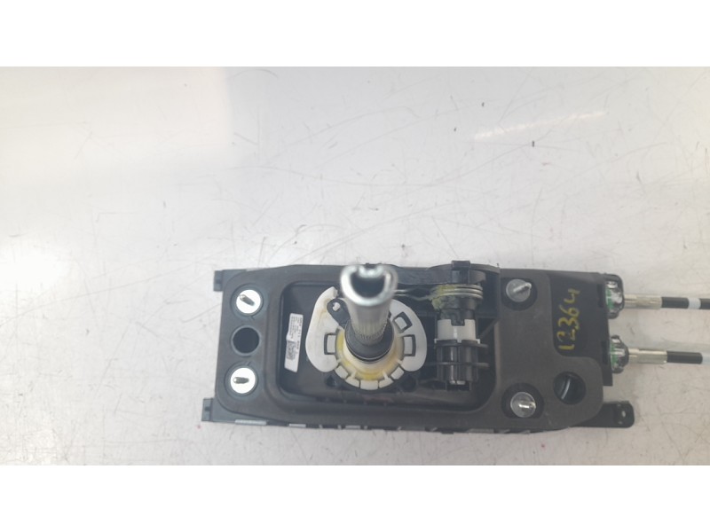 Recambio de palanca cambio para seat ibiza v (kj1, kjg) 1.0 tsi referencia OEM IAM 2Q0711049L  