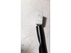 Recambio de piloto trasero izquierdo interior para toyota corolla (e21) referencia OEM IAM 8159002C2000   2