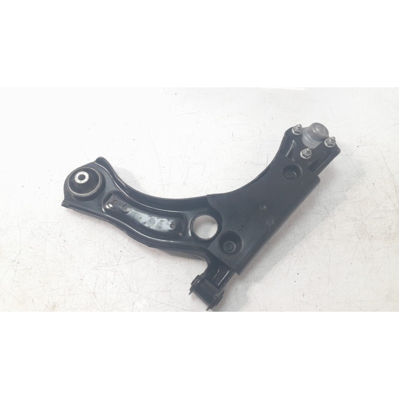 Recambio de brazo suspension inferior delantero derecho para seat ibiza v (kj1, kjg) 1.0 tsi referencia OEM IAM 2Q0407152D  