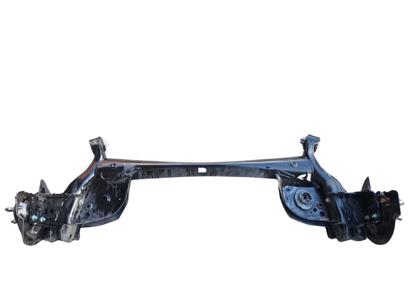 Recambio de puente trasero para mazda 3 sedán (bp) evolution referencia OEM IAM BCKE28B0XG  