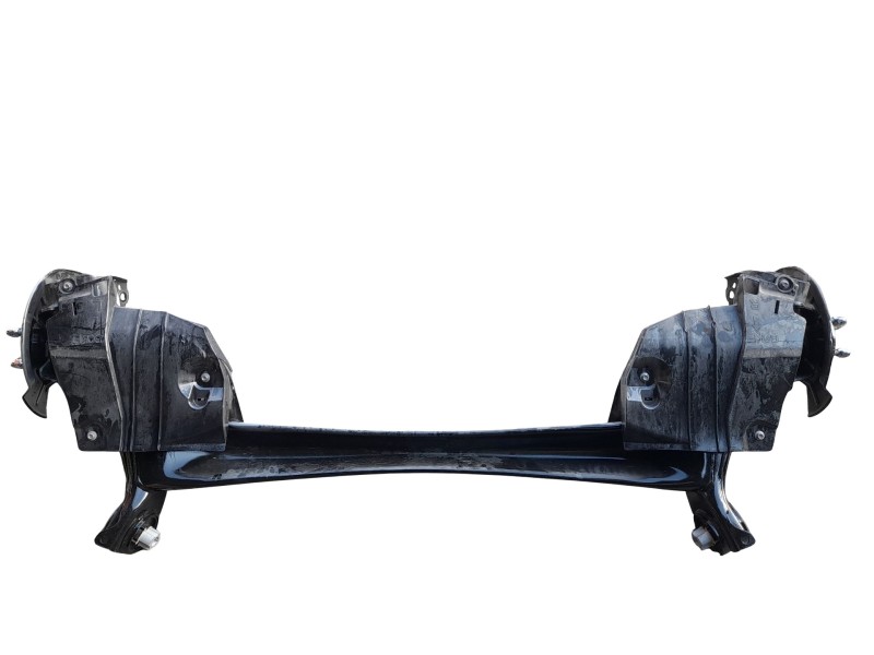 Recambio de puente trasero para mazda 3 sedán (bp) evolution referencia OEM IAM BCKE28B0XG  