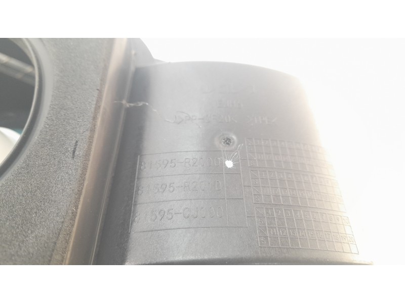 Recambio de tapa exterior combustible para kia sportage v (nq5) 1.6 t-gdi hybrid referencia OEM IAM 81595R2000  