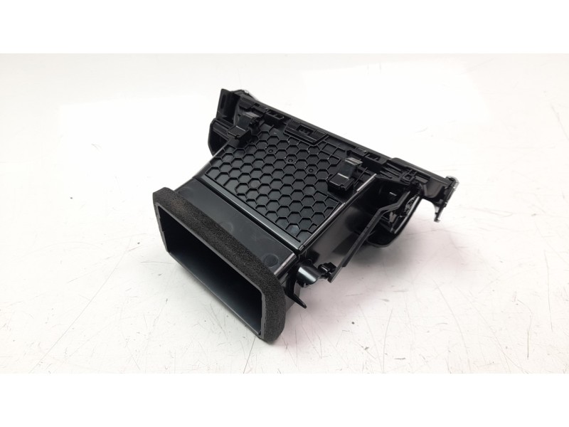 Recambio de rejilla aireadora para land rover range rover evoque referencia OEM IAM K8D2018B08C  