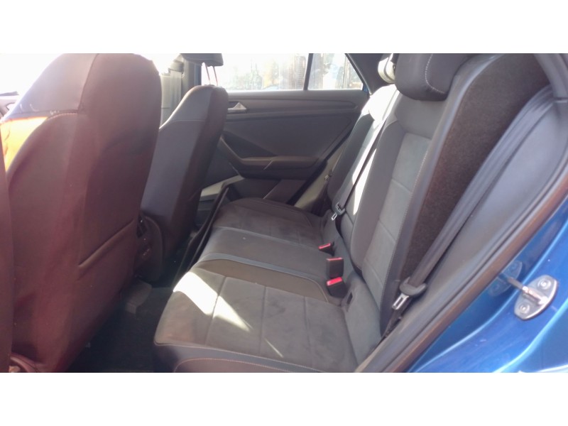 volkswagen t-roc (a11, d11) del año 2025