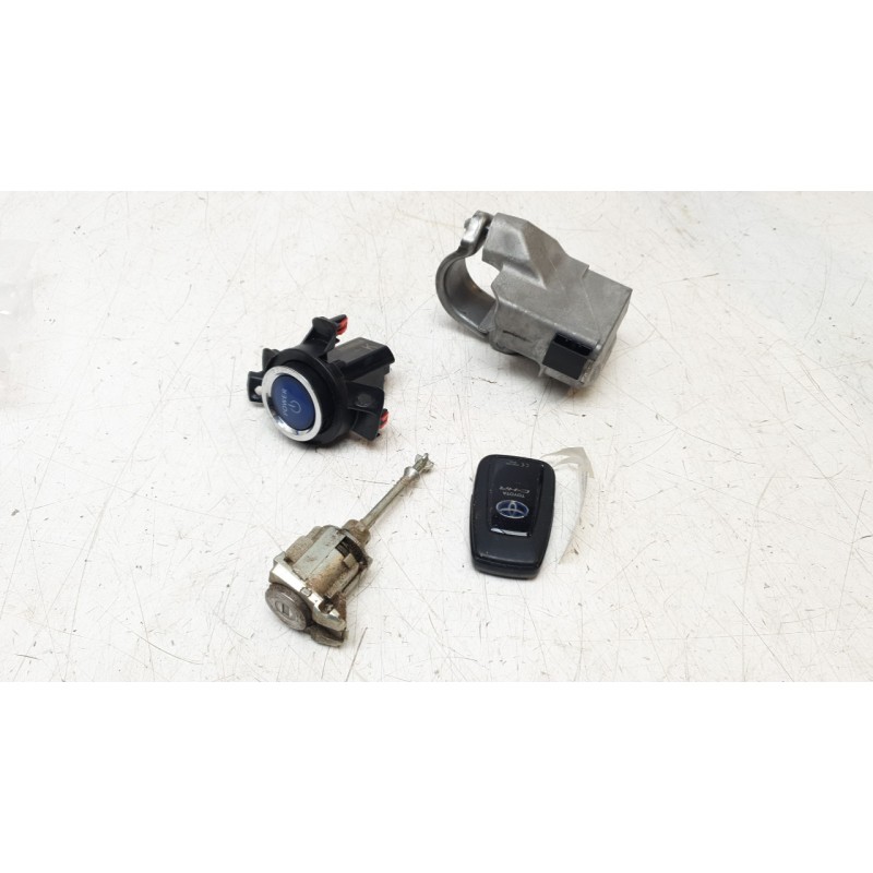Recambio de conmutador de arranque para toyota c-hr (_x1_) 1.8 hybrid (zyx10_, zyx11_) referencia OEM IAM 8961102112  