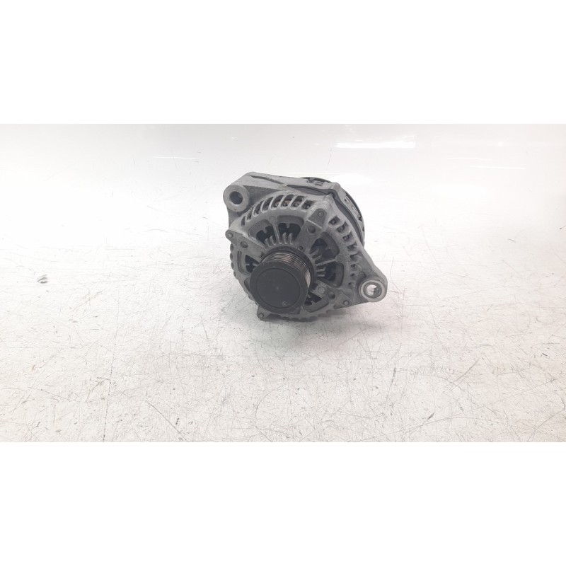 Recambio de alternador para jeep compass ii 1.6 m-jet cat referencia OEM IAM 52067418 ALF650A04 