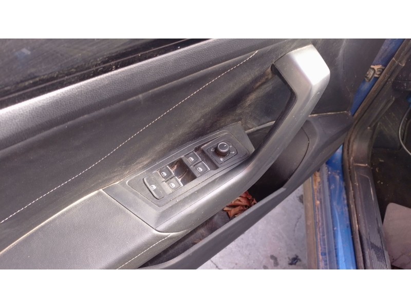 Recambio de mando elevalunas delantero izquierdo para volkswagen t-roc (a11, d11) 1.0 tsi referencia OEM IAM   