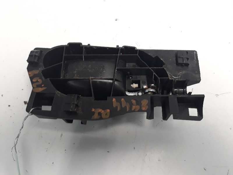 Recambio de maneta interior delantera izquierda para peugeot 208 active referencia OEM IAM   