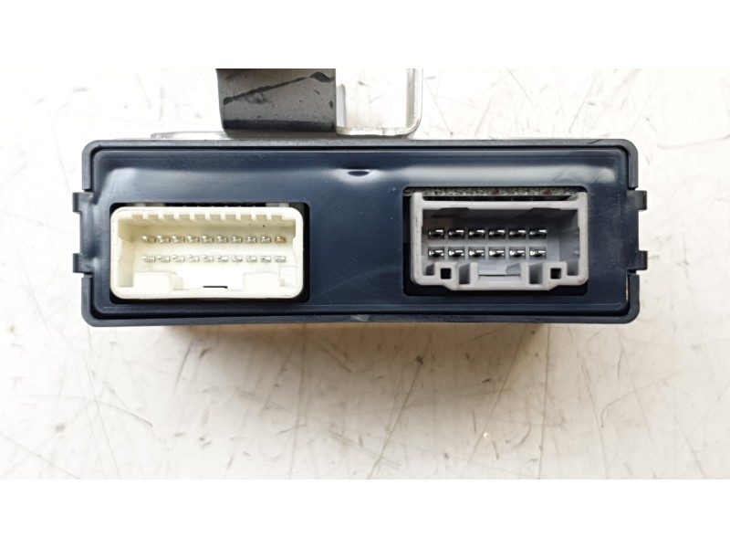 Recambio de modulo electronico para toyota c-hr (_x1_) 1.8 hybrid (zyx10_, zyx11_) referencia OEM IAM 8905010010  