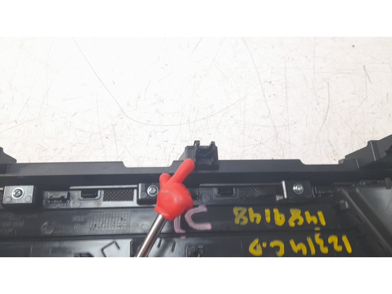 Recambio de rejilla aireadora para kia sportage v (nq5) 1.6 t-gdi hybrid referencia OEM IAM 97490P1000WK  