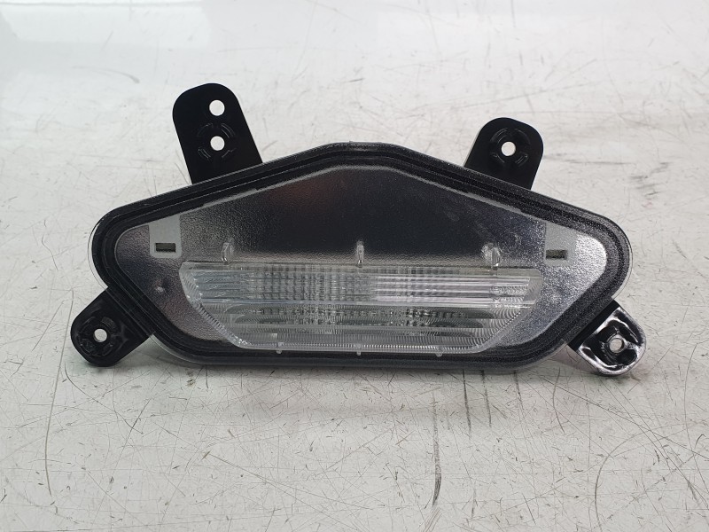 Recambio de piloto marcha atras para kia sportage v (nq5) 1.6 t-gdi hybrid referencia OEM IAM 924A3R2000  