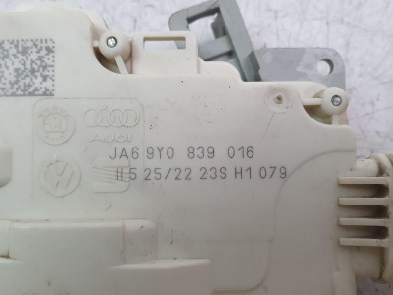 Recambio de cerradura puerta trasera derecha para porsche cayenne coupe (9yb) e-hybrid referencia OEM IAM 9Y0839016  