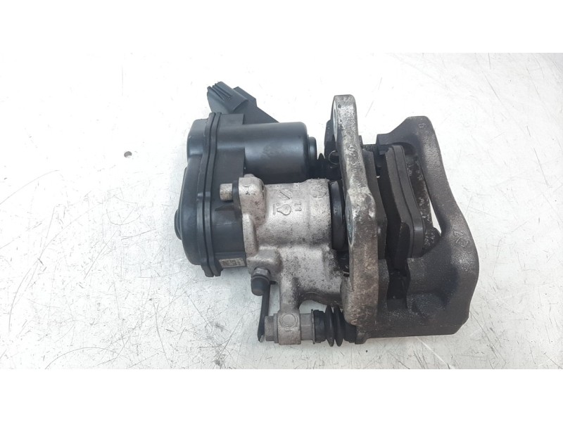 Recambio de pinza de freno trasera derecha para renault megane iv grandtour 1.5 dci diesel fap energy referencia OEM IAM 4400024