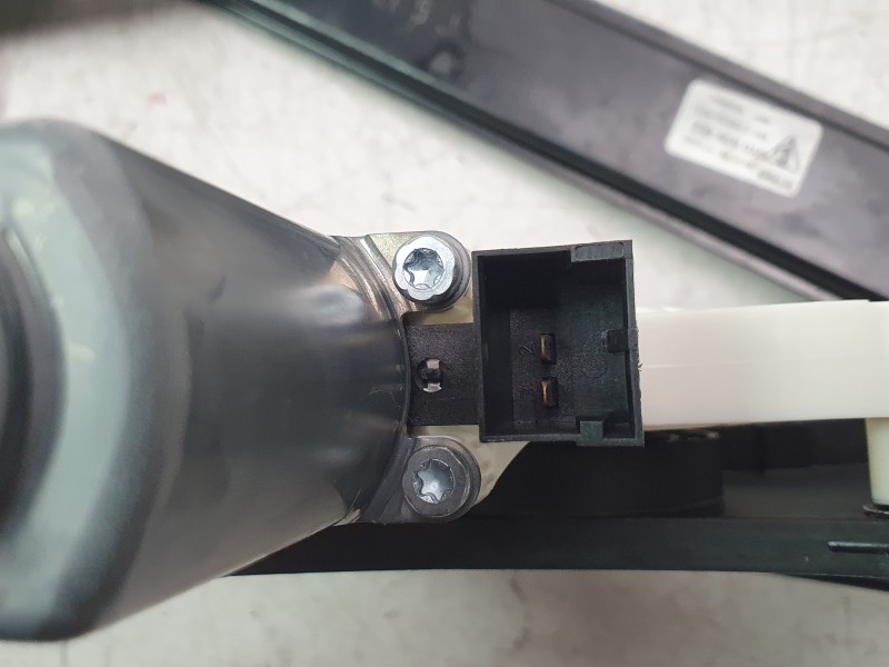 Recambio de elevalunas trasero derecho para porsche cayenne coupe (9yb) e-hybrid referencia OEM IAM 9Y0839462 4K0959801 