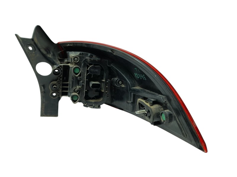 Recambio de piloto trasero izquierdo para renault clio iv grandtour (kh_) 0.9 tce 90 referencia OEM IAM 265551445R  