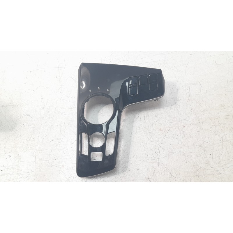 Recambio de moldura para kia sportage v (nq5) 1.6 t-gdi hybrid referencia OEM IAM 84651P1210  