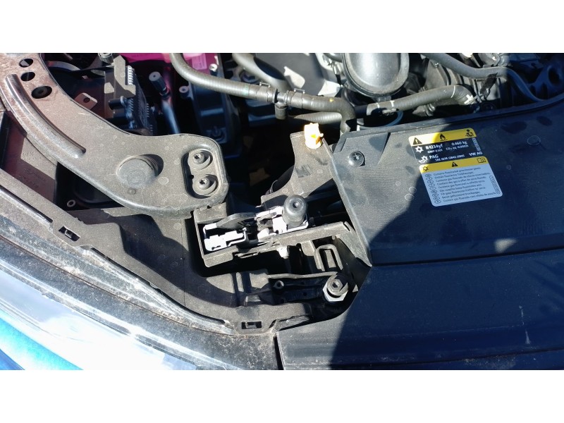 Recambio de cerradura capo para volkswagen t-roc (a11, d11) 1.0 tsi referencia OEM IAM   