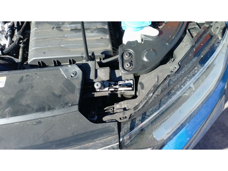 Recambio de cerradura capo para volkswagen t-roc (a11, d11) 1.0 tsi referencia OEM IAM   