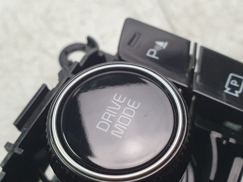 Recambio de mando multifuncion para kia sportage v (nq5) 1.6 t-gdi hybrid referencia OEM IAM 93301P1090  