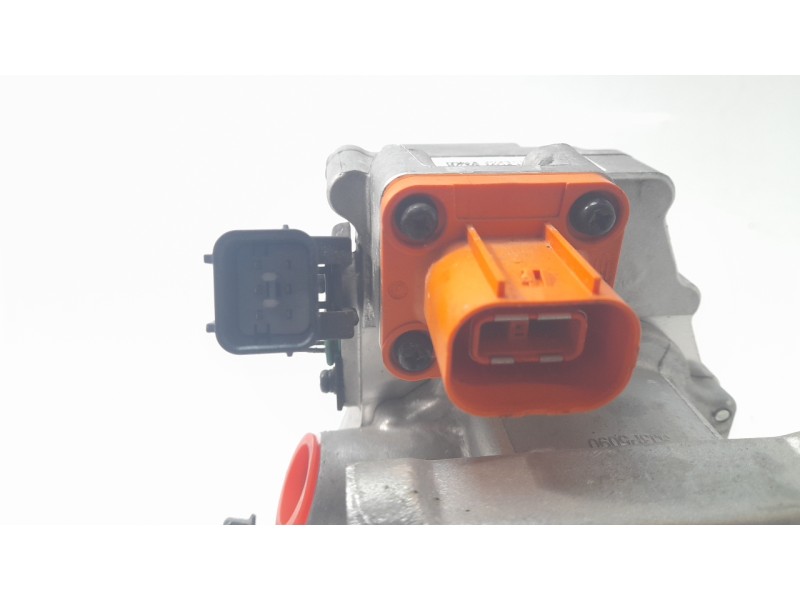 Recambio de compresor aire acondicionado para kia sportage v (nq5) 1.6 t-gdi hybrid referencia OEM IAM 97701N7250  