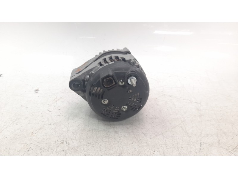 Recambio de alternador para jeep compass ii 1.6 m-jet cat referencia OEM IAM 52067418 ALF650A04 