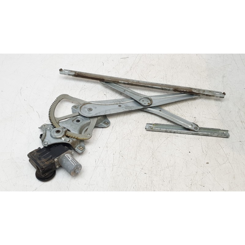 Recambio de elevalunas delantero derecho para toyota c-hr (_x1_) 1.8 hybrid (zyx10_, zyx11_) referencia OEM IAM 69810F4010  