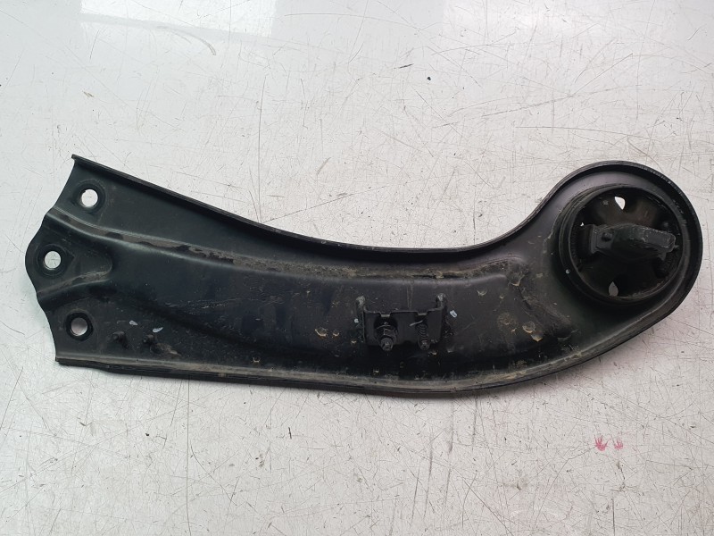 Recambio de brazo suspension inferior trasero izquierdo para kia sportage v (nq5) 1.6 t-gdi hybrid referencia OEM IAM 55270R2000