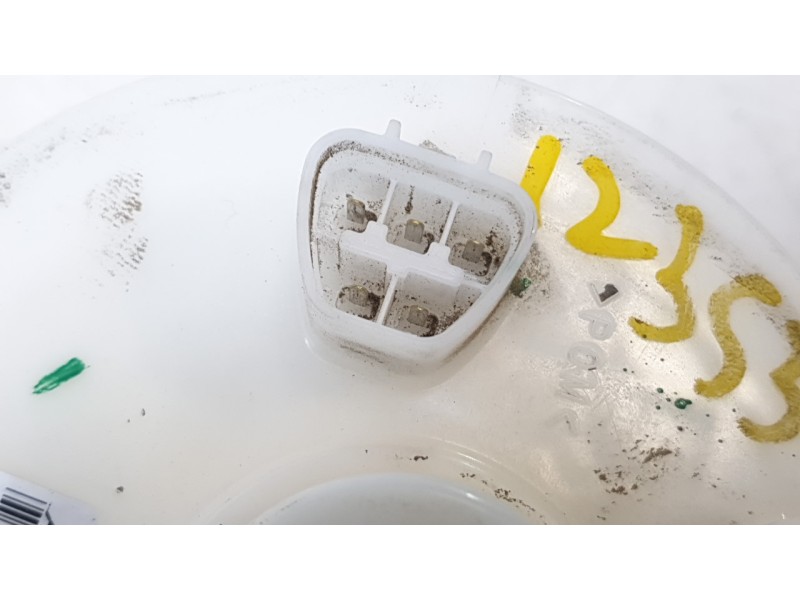 Recambio de bomba combustible para toyota c-hr (_x1_) 1.8 hybrid (zyx10_, zyx11_) referencia OEM IAM 77020F4010  