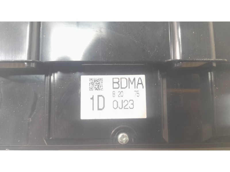 Recambio de luz interior para mazda 3 sedán (bp) evolution referencia OEM IAM BCKA6997YB02  