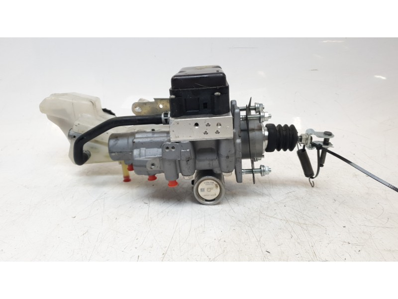 Recambio de bomba freno para toyota c-hr (_x1_) 1.8 hybrid (zyx10_, zyx11_) referencia OEM IAM 4705010430 4721010040 