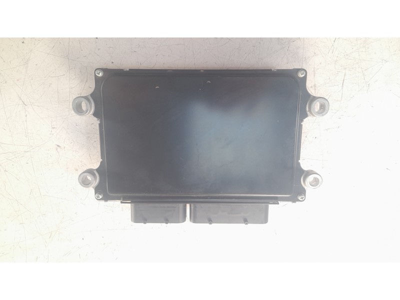 Recambio de centralita motor uce para mazda 3 sedán (bp) evolution referencia OEM IAM PAJ118881  