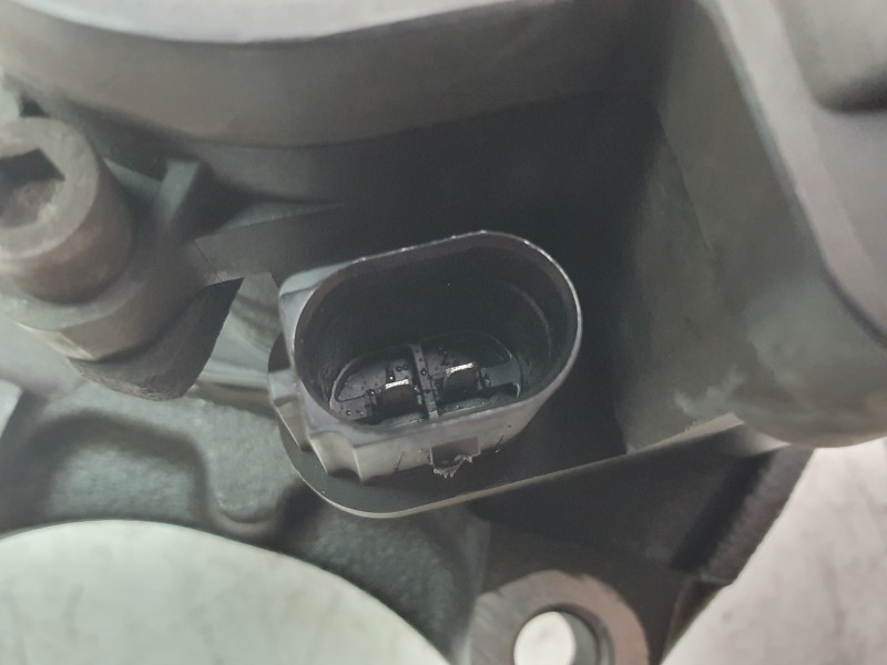 Recambio de pinza de freno trasera derecha para seat leon sportstourer (kl8, kld) 2.0 tdi referencia OEM IAM 5R3615406  