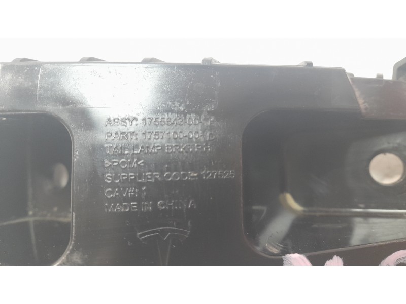 Recambio de soporte paragolpes trasero derecho para tesla model 3 (5yj3) ev referencia OEM IAM 175564300E  
