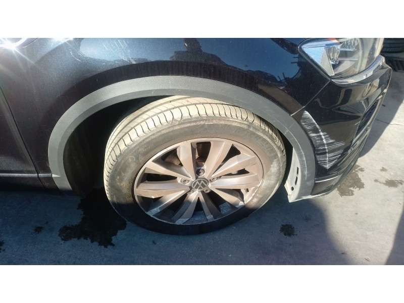 Recambio de aletin delantero derecho para volkswagen t-roc (a11, d11) 1.0 tsi referencia OEM IAM   