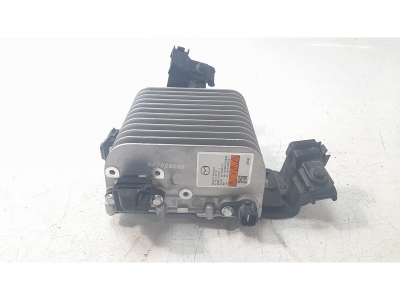 Recambio de inversor para mazda 3 sedán (bp) evolution referencia OEM IAM BDMC67ZD3E  