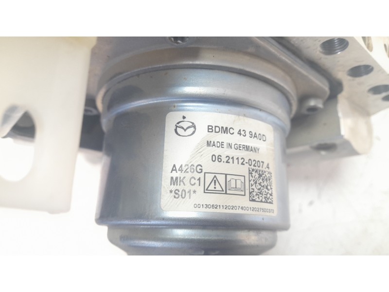 Recambio de abs para mazda 3 sedán (bp) evolution referencia OEM IAM BCYA437A0B  