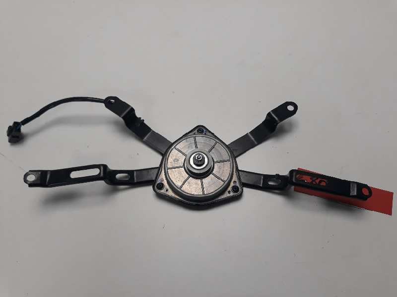 Recambio de electroventilador para yamaha xsr 900 xsr 900 referencia OEM IAM 0650004272  