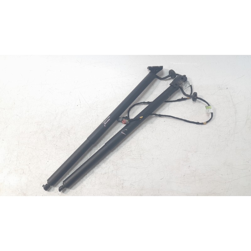 Recambio de amortiguadores maletero / porton para ford kuga iii (dfk) 2.5 fhev referencia OEM IAM 2701426  