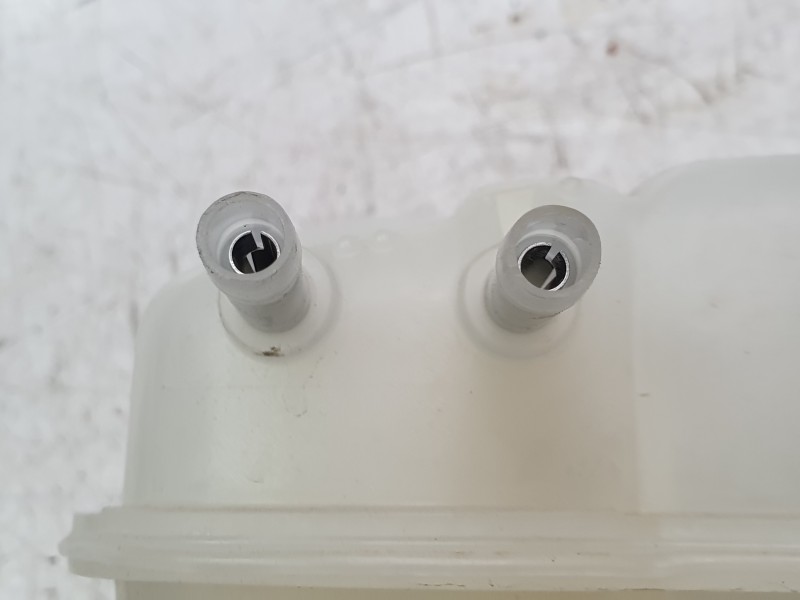 Recambio de deposito expansion para ford kuga iii (dfk) 2.5 fhev referencia OEM IAM LX618A080HE  
