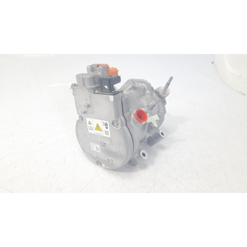 Recambio de compresor aire acondicionado para ford kuga iii (dfk) 2.5 fhev referencia OEM IAM LX6A19D623AD  