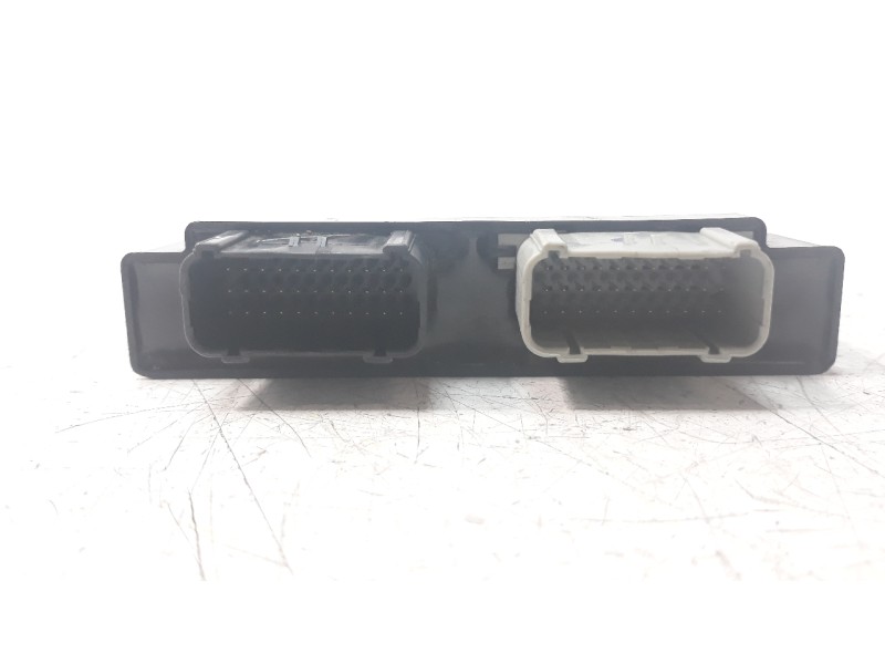 Recambio de centralita motor uce para honda cb 650r cb 650r referencia OEM IAM 38770MKYDF1  