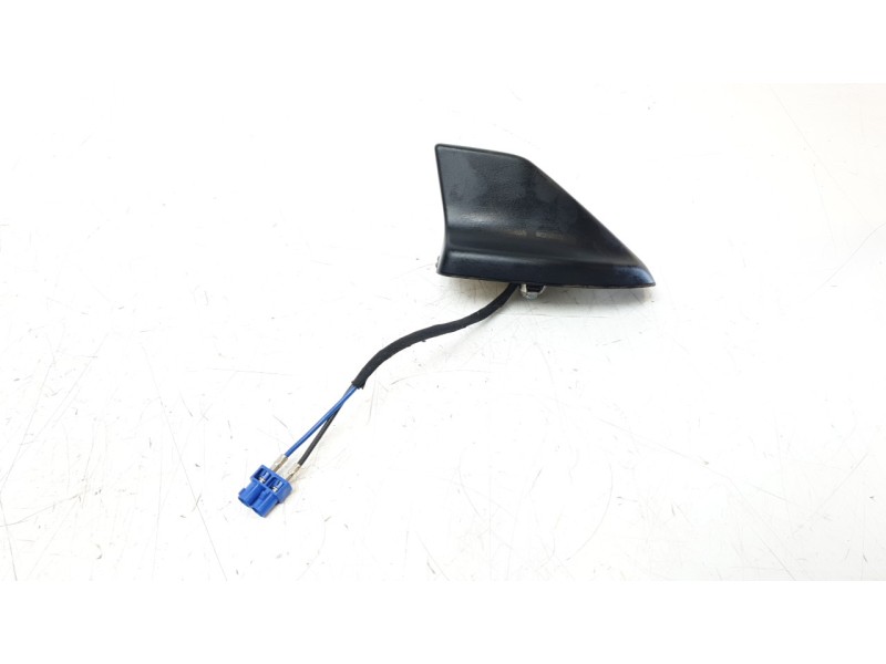 Recambio de antena para ford focus iv (hn) 1.0 ecoboost mhev active referencia OEM IAM GJ5T19K351AB  