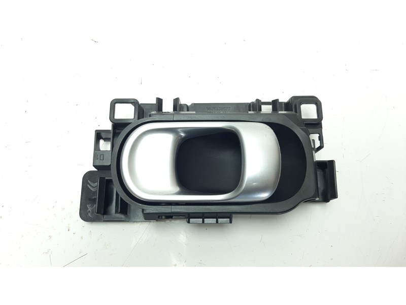 Recambio de maneta interior delantera derecha para citroen c3 feel referencia OEM IAM 9825130577  