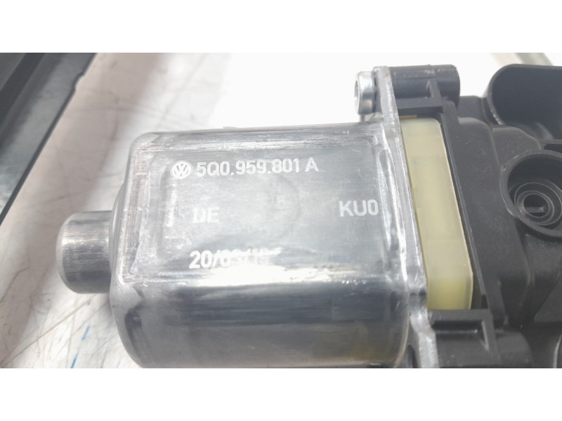 Recambio de elevalunas trasero izquierdo para porsche macan (95b) 3.0 s referencia OEM IAM 95B839461B  