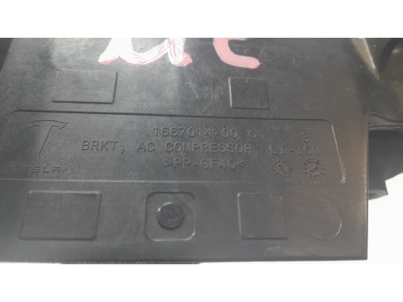 Recambio de soporte compresor aire acondicionado para tesla model 3 (5yj3) ev referencia OEM IAM 166701400C  